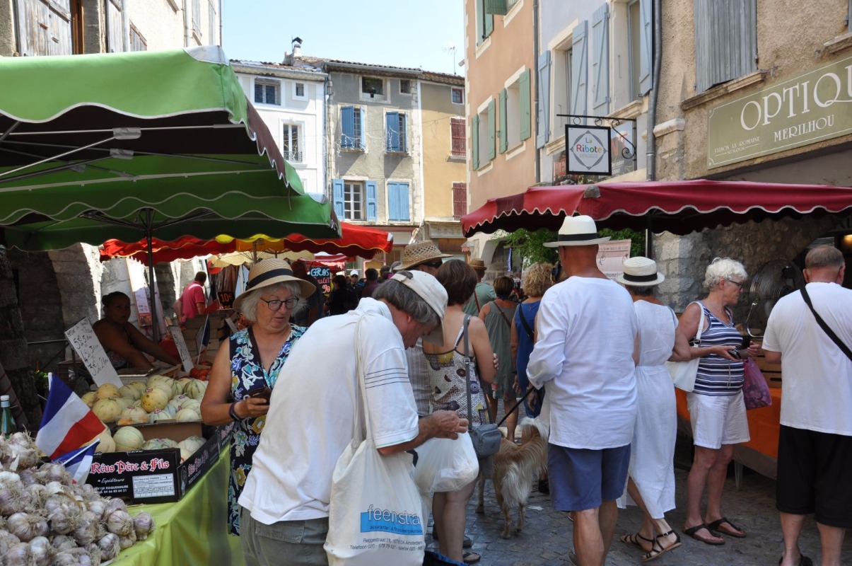 Marché Buis les Baronnies Marché Buis les Baronnies Haute vallée de l